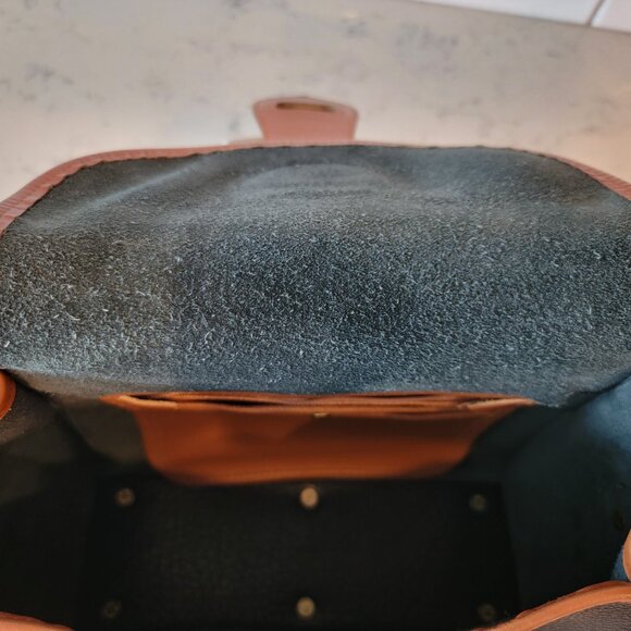 Dooney & Bourke Essex Bag (Black & British Tan) - Original Vintage Bag - Picture 11 of 15